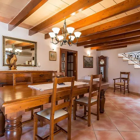 Coster Catalanet Villa Pollença